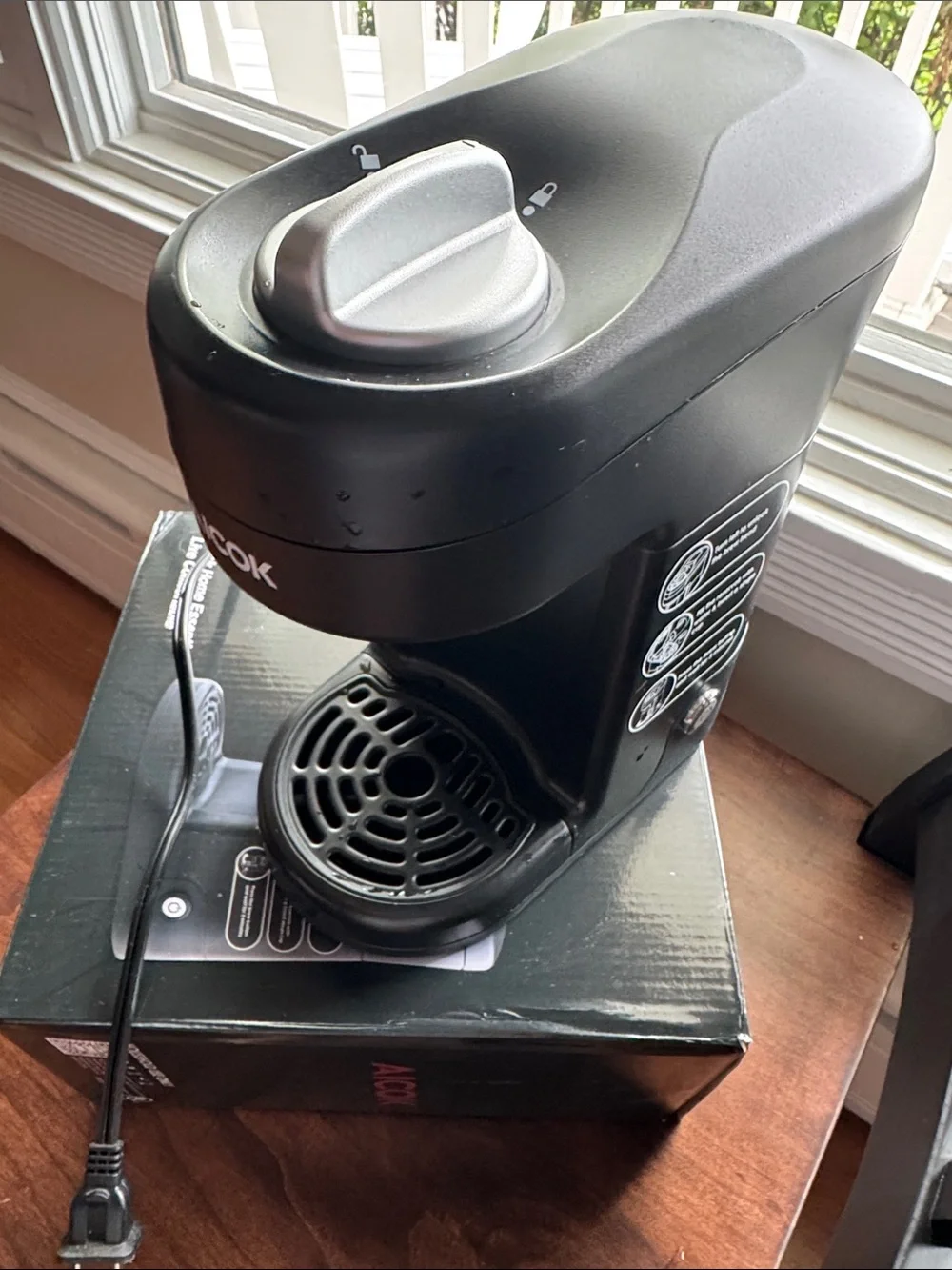 Home Essentials Single-Serve Coffee Brewer in Black